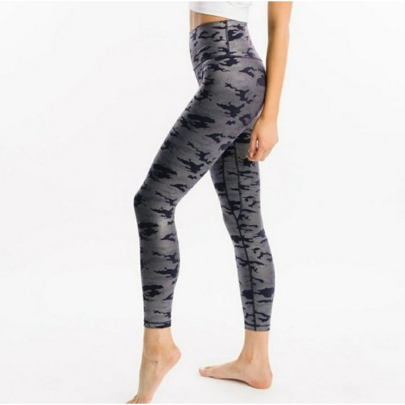 ZYIA Silver Camo Supreme High Rise Leggings Size Medium 6-8 - Picture 5 of 8